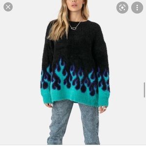 adika flame sweater